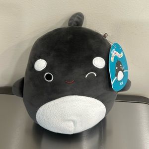 Squishmallow Kai 8 inch Orca